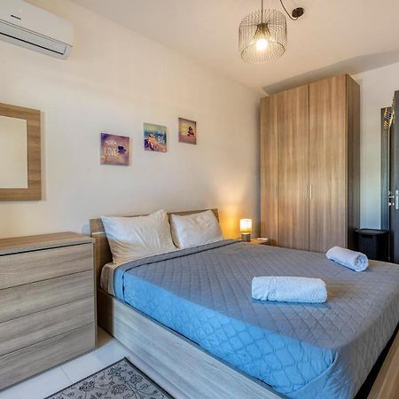 Entire Apartment For Your Holiday Tal-Hriereb 외부 사진